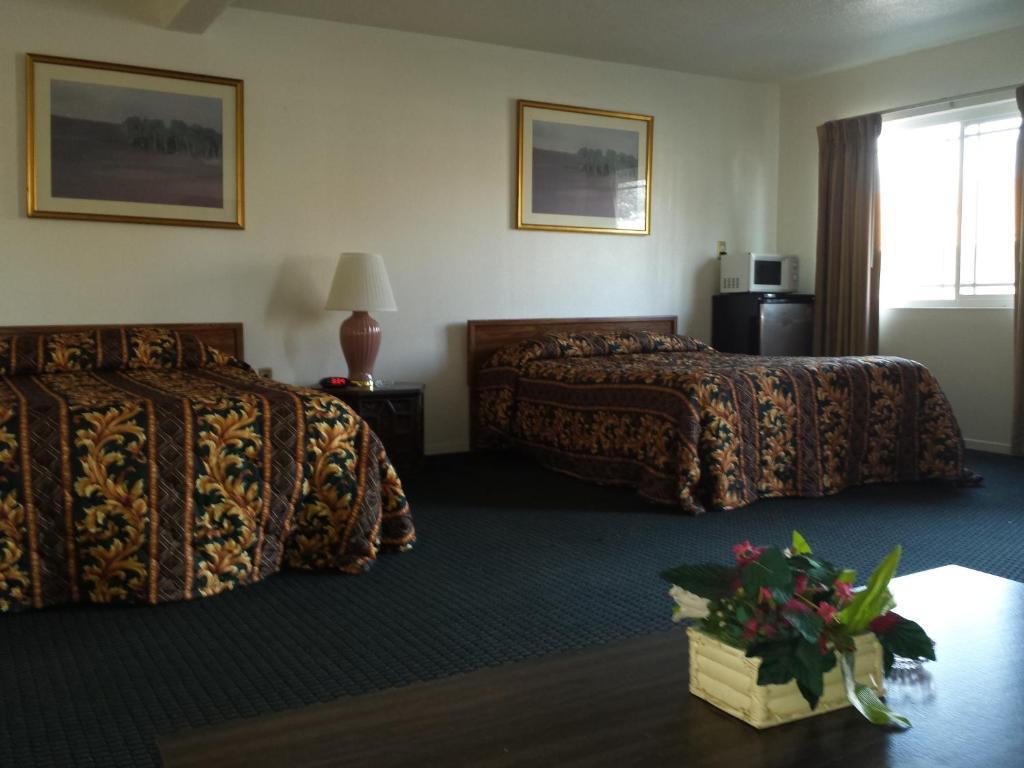 New Kansan Motel Rancho Cucamonga Værelse billede